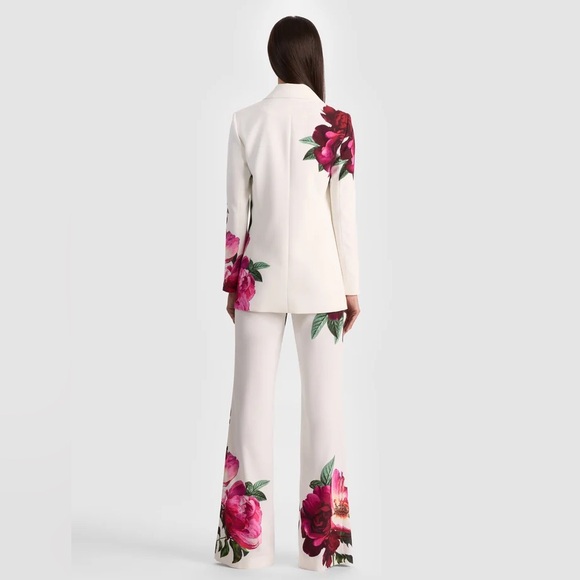 Alice + Olivia Denny Boyfriend Blazer in Empress Bloom Off White- New with Tags - Picture 4 of 8
